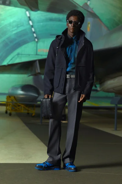 Look 26